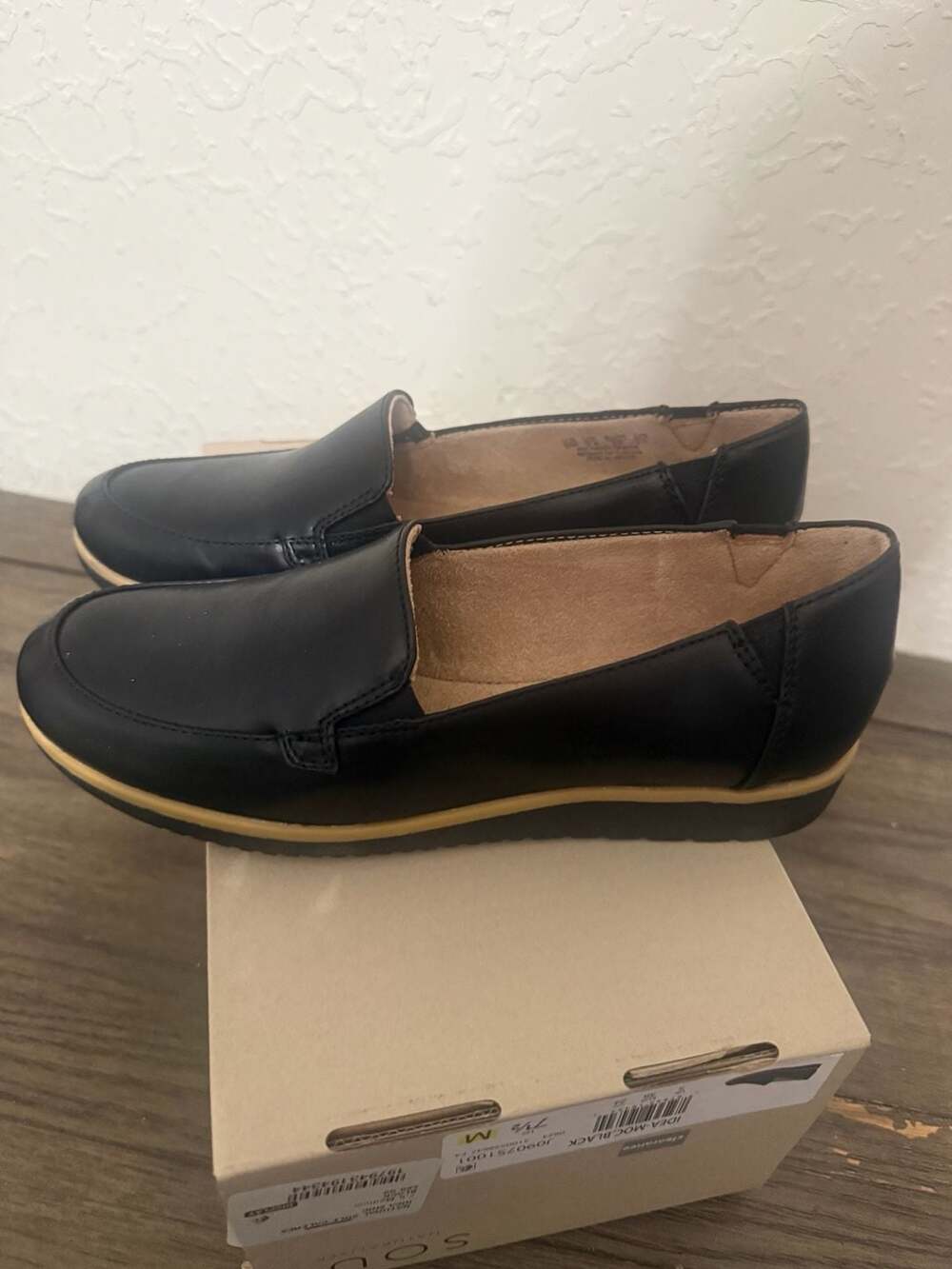 Soul Naturalizer Women's Idea-Moc Slip-On Loafer Black 7.5 M